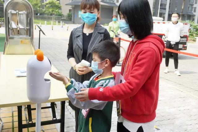 「超级宝妈」荔湾｜开学后如何保障小朋友健康？楠熙西湾路幼儿园防疫流程这样进行