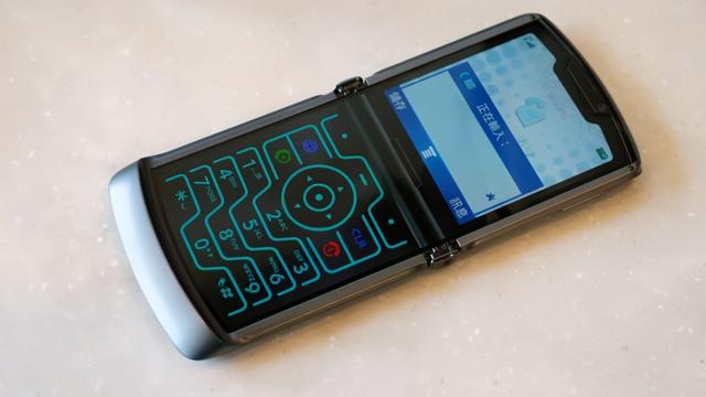 motorola razr 5G 外形手感评测 |硬核测评