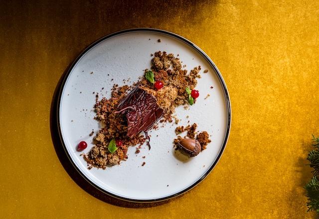 今年的平安夜，我们选出了这些有点“好吃”的圣诞桌 | 北京篇