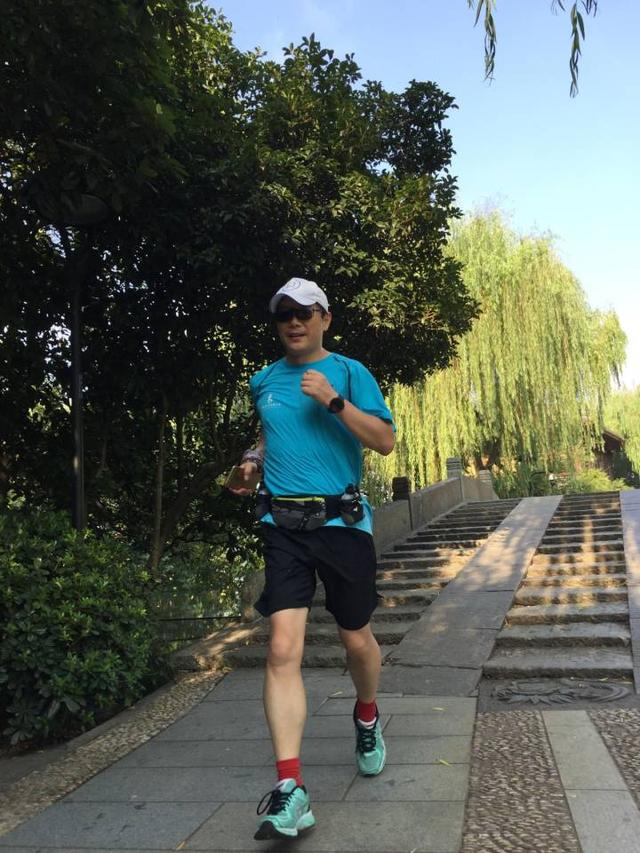 跑步|?运动六年，体重从86公斤减到68公斤！杭州这位校长为何爱上跑步