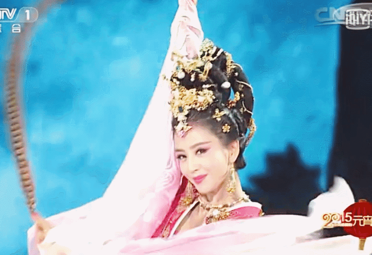 灰色的漩涡|惊为天仙的佟丽娅！