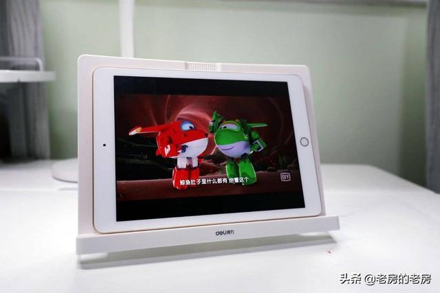 [超级宝妈]绘本网课做手工，健康方便耐折腾的儿童学习桌面分享