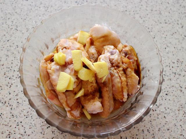 每次做这道菜，筷子就没离开过，入味又解馋，好吃到停不下来