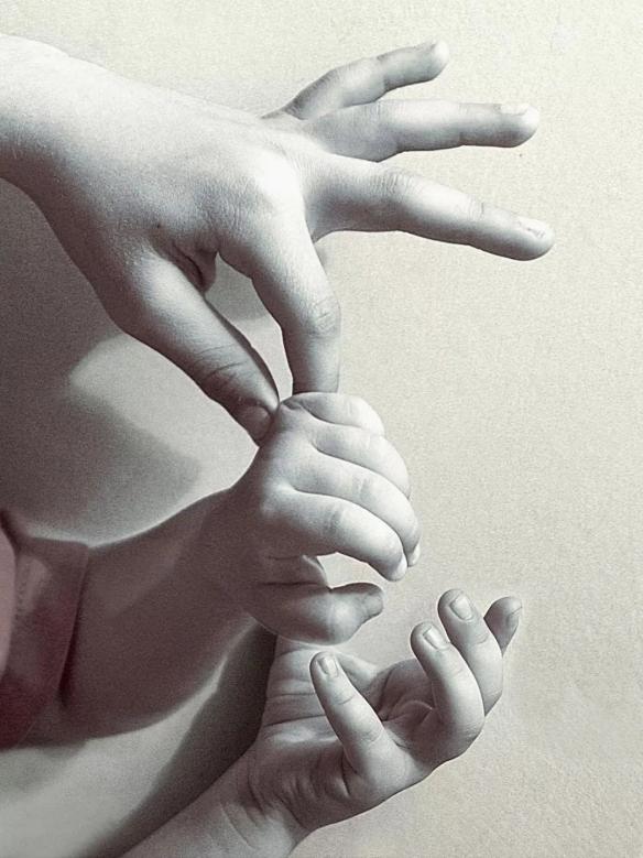 [你的育儿经]摄影师把孩子拍成了世界名画：晒娃狂人的别致生活