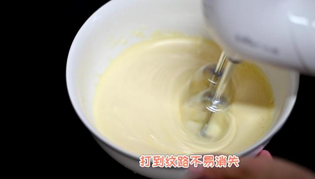 超级宝妈|宝宝小零食蛋黄小饼干的做法，无添加好吃营养又健康