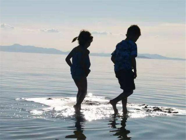 「超级宝妈」二胎家庭端不平一碗水？有时候孩子要的不是公平，而是被父母在意