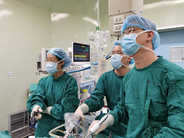 卵巢|西南首例！卵巢移植到腋窝 保护29岁宫颈癌患者生育心愿