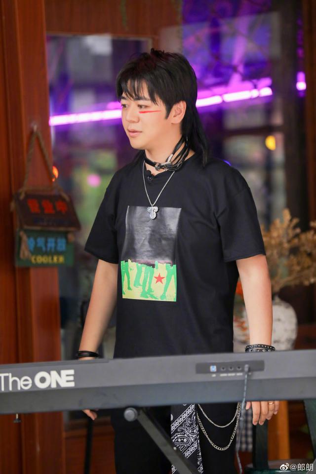 形同陌路|音乐之外，外形也不能落下，郎朗：整个人都Rock了起来