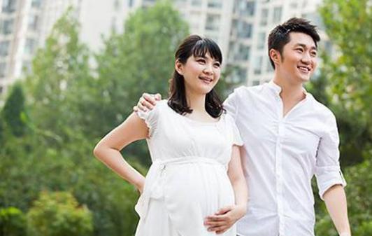 超级宝妈@“你有本事把信号塔拆了”，孕妈要求全楼关WiFi，遭邻居“围攻”