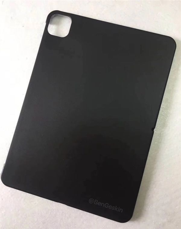 太平洋电脑网■配件厂商曝光新款iPad Pro，“浴霸” 三摄外观