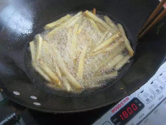【你的育儿经】自从学会薯条，隔三差五做一次，出锅后孩子们抢着吃！
