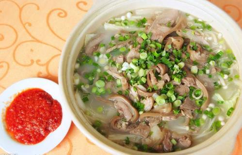 重庆特产传说（326） | 重庆冬天的暖身利器不止火锅，还有荣昌盘龙羊肉汤