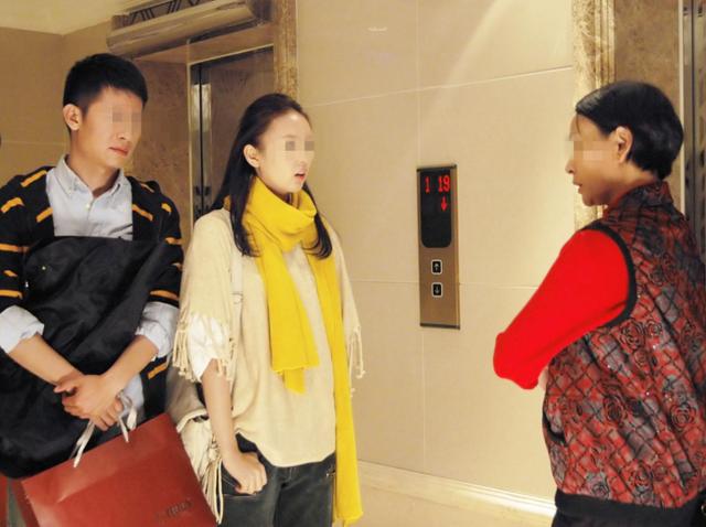 超级宝妈|“我妈没义务伺候你坐月子”,老公霸气护母,妻子回怼更胜一筹