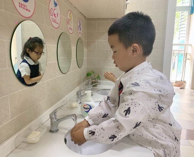 你的育儿经：常州小班萌娃开学，幼儿园各种措施齐上阵，共同守护孩子健康