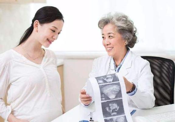 你的育儿经：高龄母亲70岁产子，欢喜之余孩子状态堪忧，高龄产妇需要知道这些