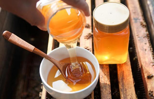 这个牌子的蜂蜜你常喝吗？三批都检出违禁兽药，真心难以接受