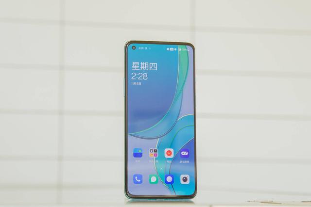 收集多平台用户评价，一加8T还是当之无愧的真香旗舰吗？