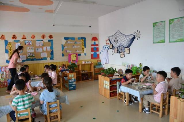 超级宝妈|开学季！最小“神兽”回归！直击幼儿园内的生活