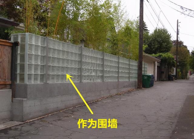 封阳台家里白天都得开灯，选玻璃砖重新封阳台，光线变全小区最好