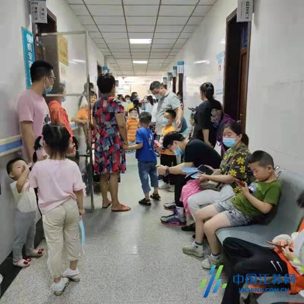 医生|建湖县九龙口邀请名院名医前来开展大型儿科义诊活动