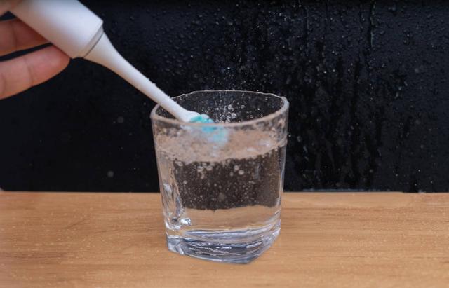 好看还好用的超声波电动牙刷，南卡Shiny开箱