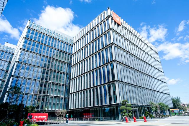 首销破30万台！Redmi果然又卖爆了，卢伟冰晚上又要搞事情