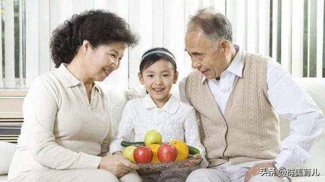 超级宝妈■姥姥带孩子和奶奶带孩子，有什么差别？父母们可以了解一下