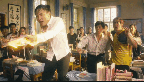 「你的育儿经」熊孩子点燃窗帘烧光家!为啥玩火?学夏洛