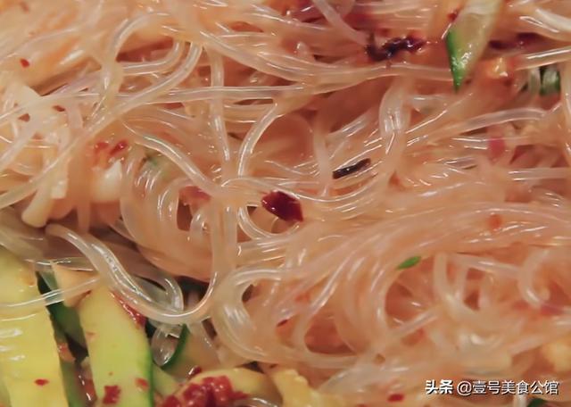 酸辣爽口的凉拌三丝，简单4步就能上桌，营养美味，家人都爱吃