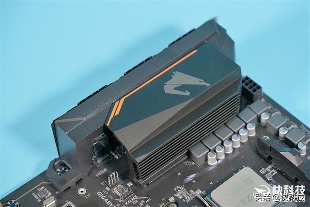 性价比小雕 技嘉B550M AORUS ELITE图赏