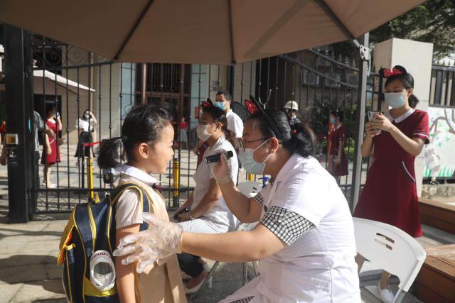 新华网客户端|图集|小萌娃“回笼”,深圳1537所幼儿园今日开园