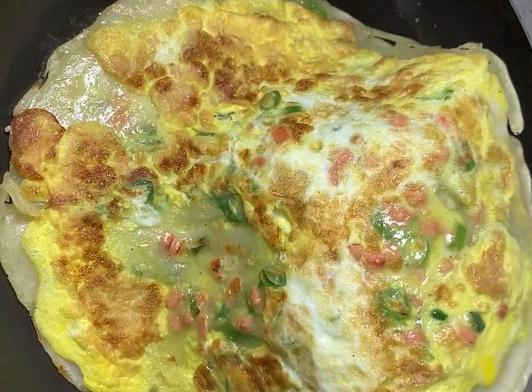 【超级宝妈】孩子最“馋”这鸡蛋饼早餐，5分钟上桌，营养好消化，就是吃不够