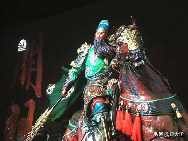 号称旗舰的坚果J10投影24小时体验：你最该关心的6个问题