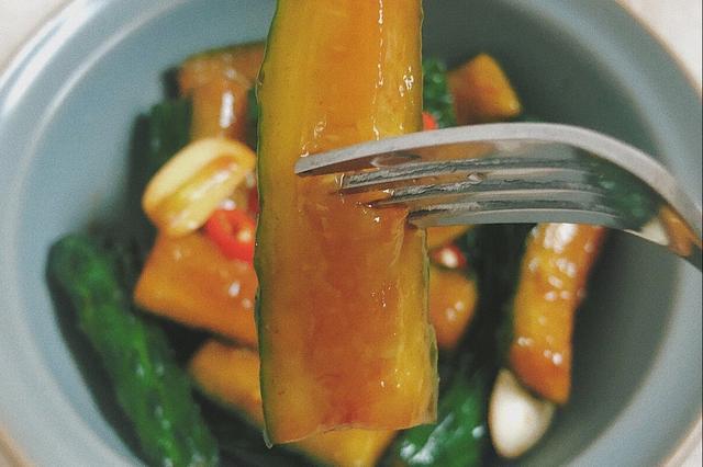 腌黄瓜，不能直接加盐腌，学会正确做法，黄瓜又香又脆，还不出水