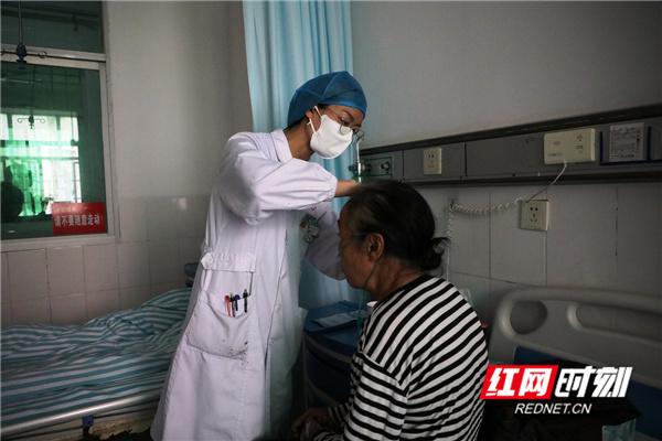 国际护士节丨黄芳：践行医者初心 做群众贴心的健康守护者