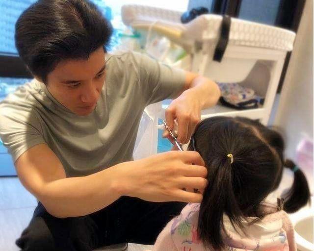 【超级宝妈】夫妻常两地分居对娃有哪些影响?看完真实案例,忍不住心疼孩子