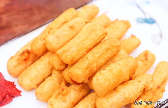 又是零食又是菜，红薯这种吃法很新鲜！掰成2段发现内有乾坤