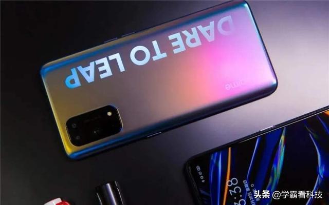 Realme X7发布前夕先预热，主打轻薄的它，你会喜欢吗？