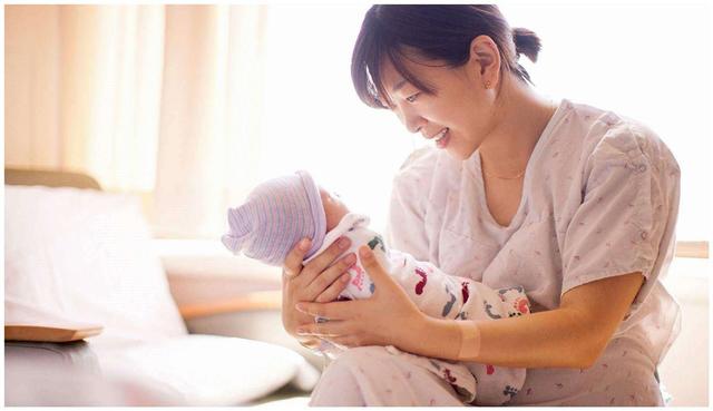 超级宝妈▲给宝宝买枕头,认准年龄是关键,1岁前这3个时段应“换枕头”