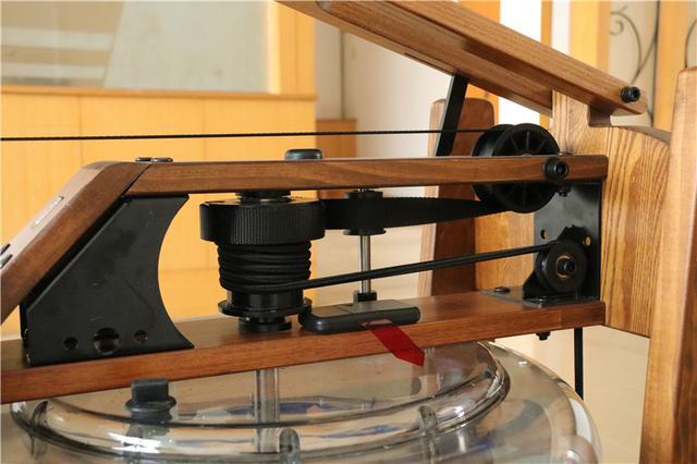 老罗推荐入手，可锻炼全身83%的肌肉，野小兽划船机开箱分享