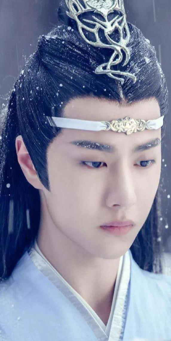 灰色的漩涡|王一博，正能量实力偶像养成