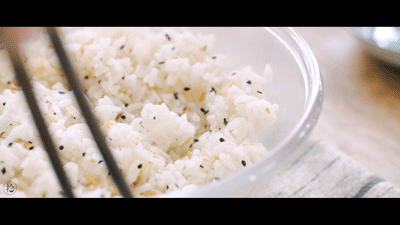 超级宝妈:孩子不爱吃米饭?试试这样做,做出来的口感让人食指大动~