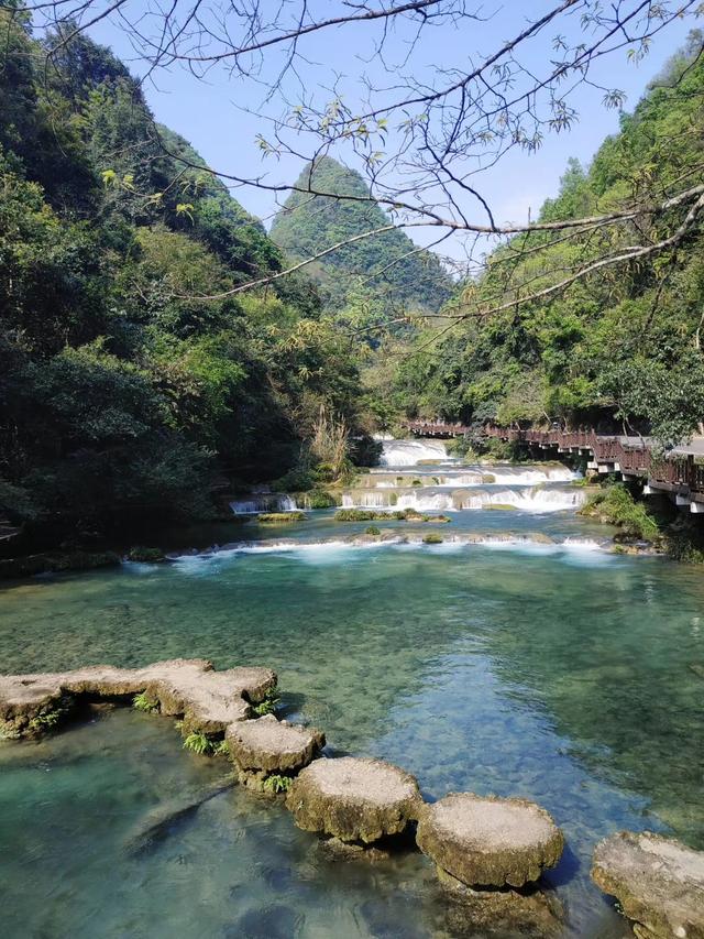 #约吗旅行#广州出发2小时到达,两天玩转荔波大小七孔,白领周末任性游攻略