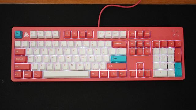 猛男配色版之 FIRSTBLOOD B27机械键盘