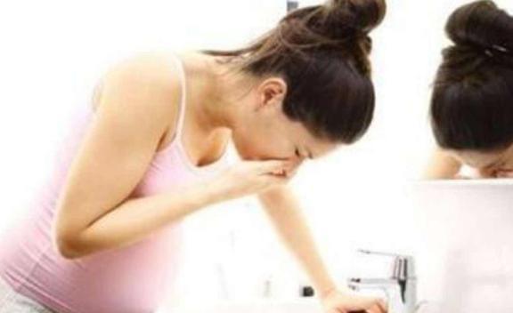 大眼睛的女孩|怀孕的时候流泪，胎儿会有什么反应？看完你还敢哭吗？