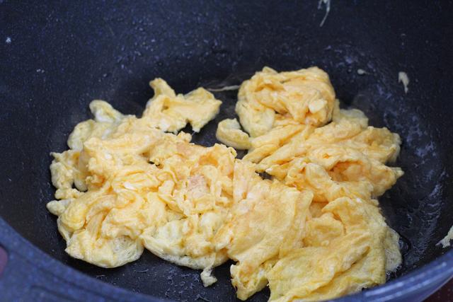 每次一遇到这菜就要两碗米饭打底，简单十分钟上桌，营养好吃