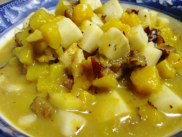 半个南瓜，1个芋头，能做什么？看看这道菜，软糯香浓低脂健脾胃