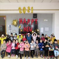 童香飘满园 一起迎新年——广元市树人幼儿园开展元旦主题教育活动