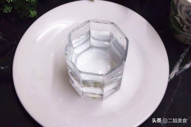 千滚水和隔夜水到底能不能喝？掌握这2点，以后别弄错