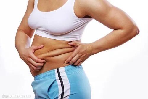 27岁越南女孩成为华为全球代言人，女生的好身材需要力量训练